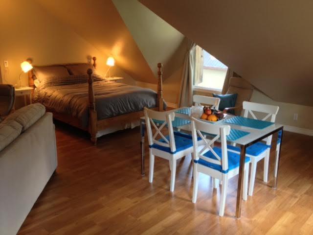 Merrickville Guest Suites Экстерьер фото