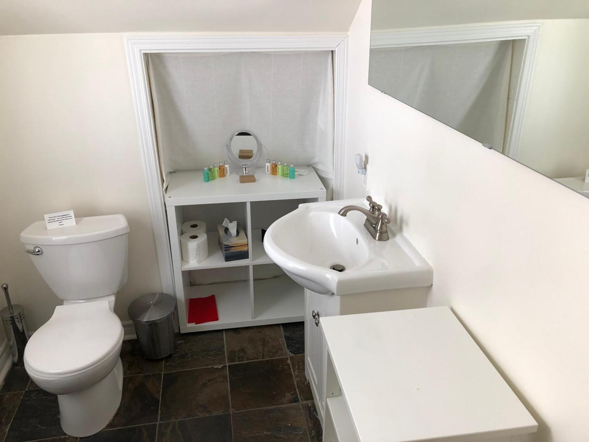 Merrickville Guest Suites Экстерьер фото