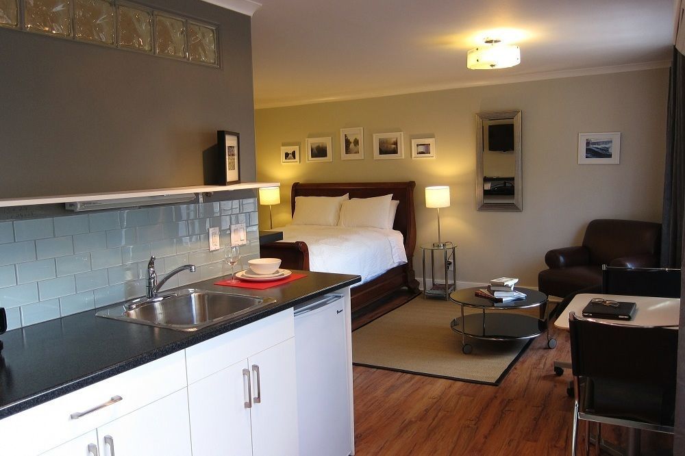 Merrickville Guest Suites Экстерьер фото